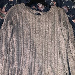 American Eagle sweater